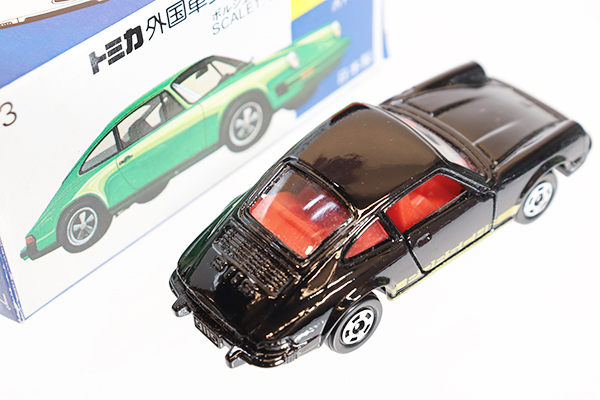 トミカ　青箱