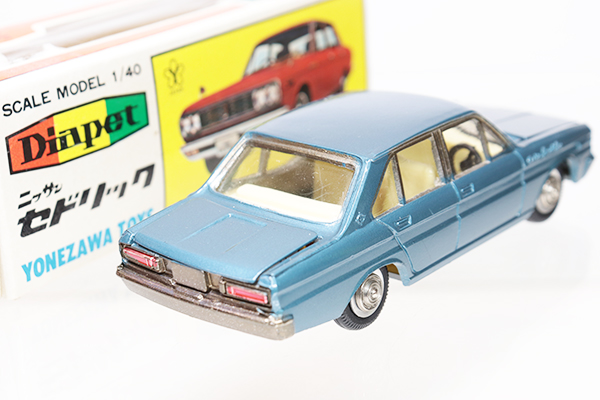 ミニカーショップ ケンボックス ダイヤペット☆186☆日産セドリック(青