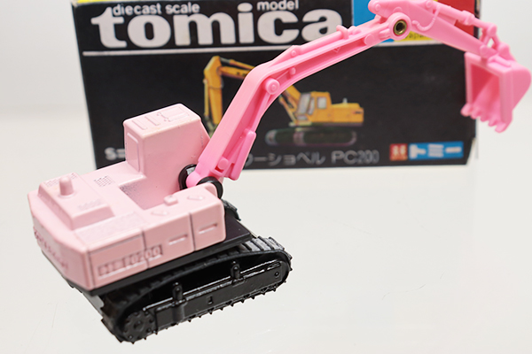 ミニカーショップ ケンボックス トミカ 黒箱☆9-3-4☆コマツパワー 