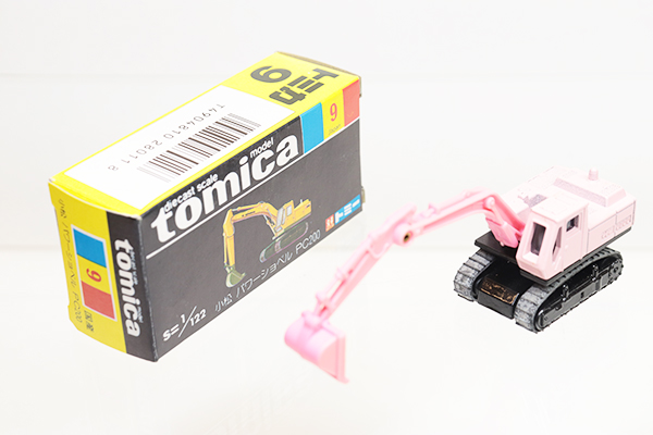 ミニカーショップ ケンボックス トミカ 黒箱☆9-3-4☆コマツパワー 