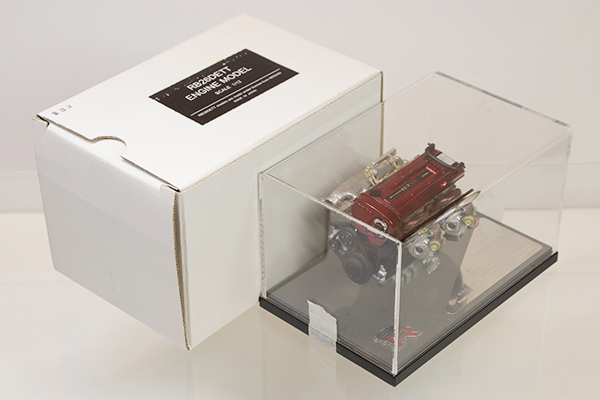 ミニカーショップ ケンボックス 1/12・1/18スケールモデル日産