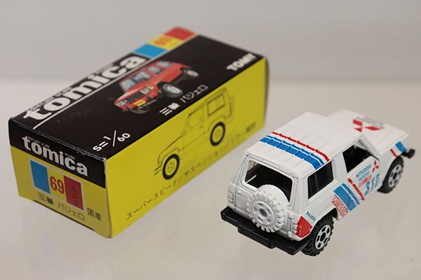 トミカ 69-4-19 三菱自動車特注 三菱パジェロ4WD:#188 Nikon トミカ 69-4-19 三菱自動車特注 三菱パジェロ4WD:#188 Nikon
