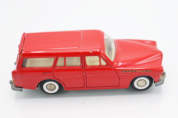 ミニカーショップ ケンボックス 外国モデル☆830☆VOLVO 221 ※Tekno