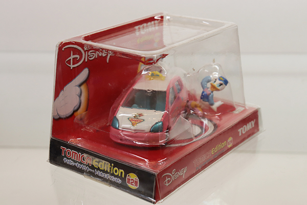 ミニカーショップ ケンボックス ディズニートミカトヨタヴィッツ