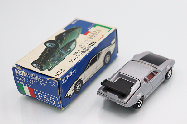 トミカ　青箱