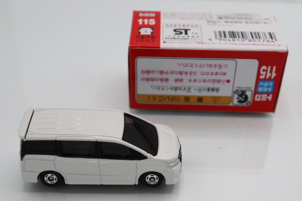 ミニカーショップ ケンボックス トミカ 赤箱☆115☆トヨタ