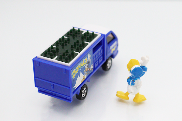 ミニカーショップ ケンボックス ディズニートミカいすゞエルフ