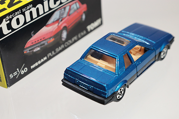 ミニカーショップ ケンボックス トミカ 黒箱☆22-3☆日産