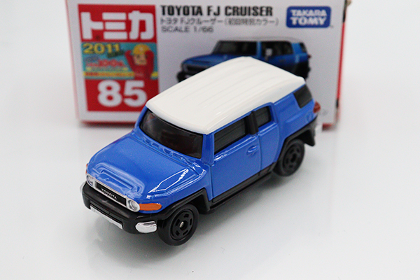 トミカ　赤箱
