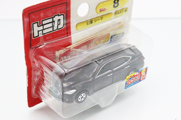 トミカ　　シーマ　　　　　　　ワンダーランド特注 ミニカーショップ ケンボックス トミカ 赤箱☆8☆日産シーマ (黒