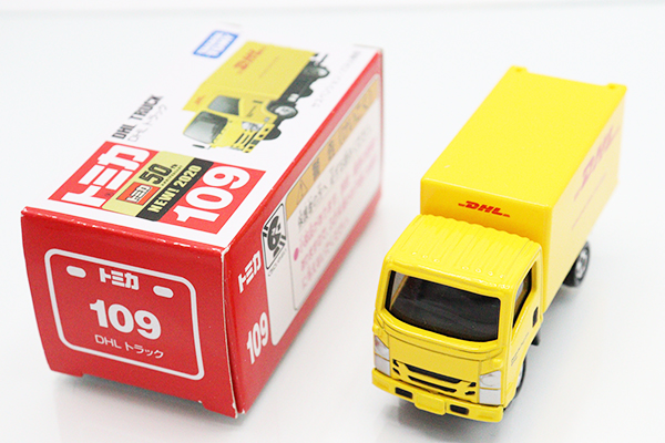プチプチ梱包 廃盤 トミカ No 109 絶版 いすゞエルフ DHL