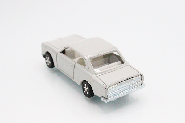DISM ケンメリ スカイライン GC111 2000 GTX-E-S ミニカー Amazon | DISM アオシマ 1/43 ケンメリ スカイライン 2000 GTX