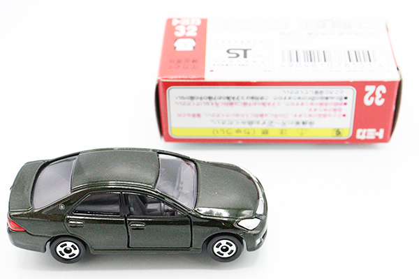 ミニカーショップ ケンボックス トミカ 赤箱☆32☆トヨタ