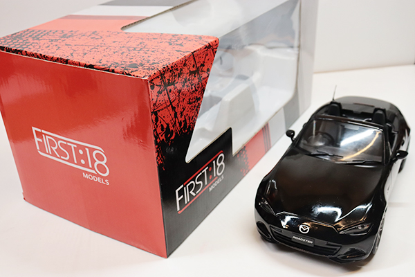 【開封品】ファースト18 1/18 マツダ ロードスター 2015 ブラック First18 1/18 マツダ ND ロードスター ジェットブラックマイカ