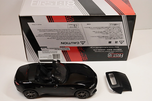 ファースト18 1/18 マツダ MX-5 ロードスター 2015 ブラック ミニカー