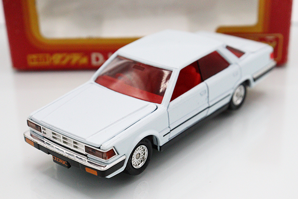 1/43スケール