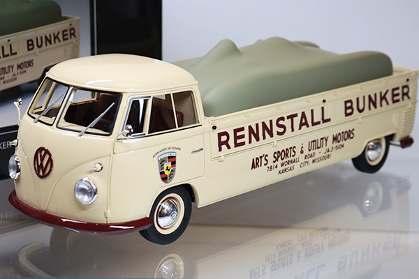 シュコー 1/18 VW T1 ポルシェ トランスポーター コンチネンタル シュコー 1/18 VW T1 ポルシェ トランスポーター コンチネンタル