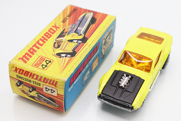 ミニカーショップ ケンボックス マッチボックス☆44☆BOSS MUSTANG