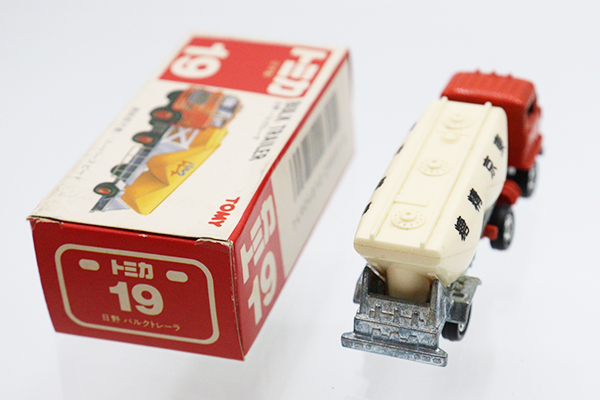 ミニカーショップ ケンボックス トミカ 赤箱(日本製)☆19☆日野バルク  