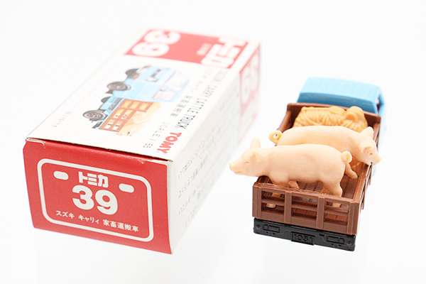 トミカ　赤箱