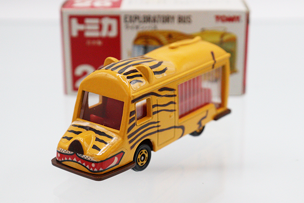 トミカ　赤箱