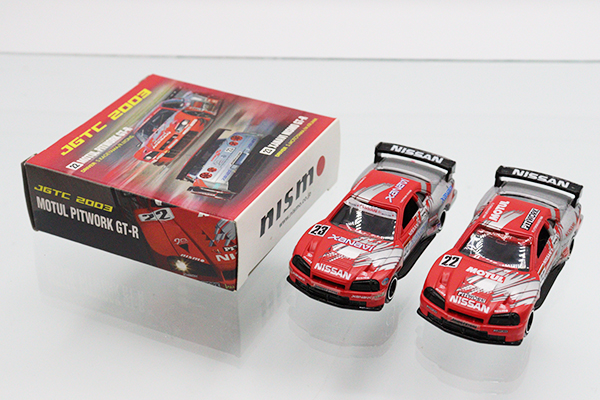 トミカ 日産 スカイラインレーシング 未展示品(R33/R34