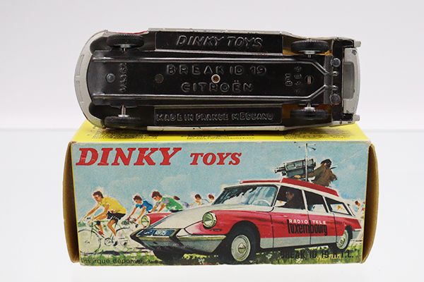 ミニカーショップ ケンボックス DINKY TOYS☆1404☆シトロエン