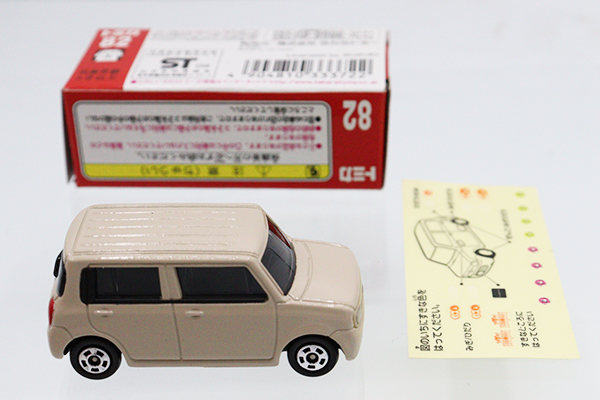 チキントミカ ラパンセット！　中古ケース付き トミカ ラパンセット！ 中古ケース付き