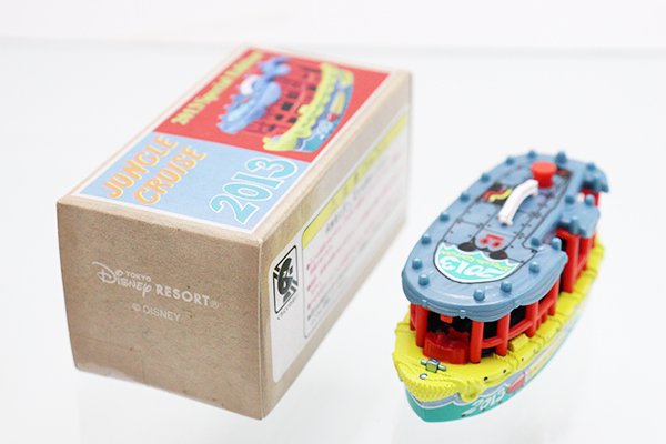 新品 未開封 ディズニー トミカ 2013 スペシャルエディション イヤートミカ ミニカーショップ ケンボックス ディズニートミカジャングル