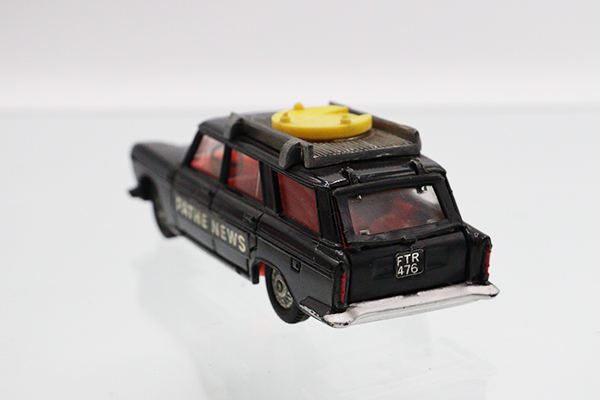 ミニカーショップ ケンボックス DINKY TOYS☆281☆フィアット