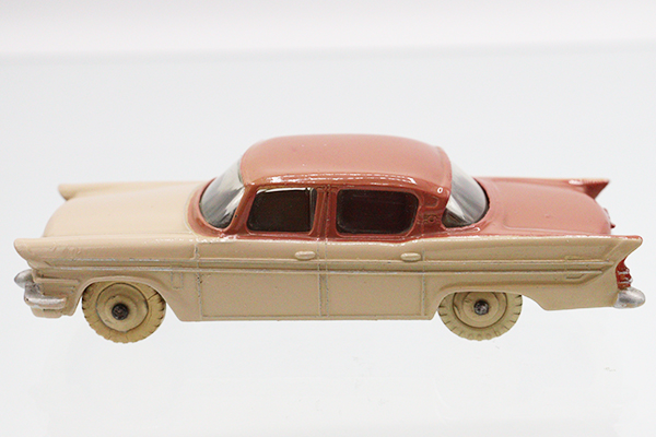 美品　DINKY TOYS PACKARD 英国製ミニカー ミニカーショップ ケンボックス DINKY TOYS☆180