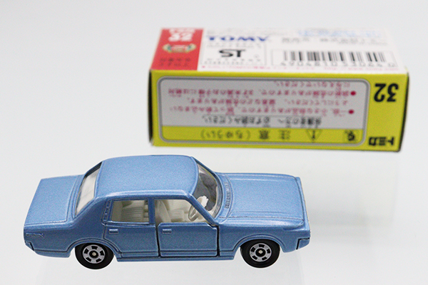 復刻トミカ