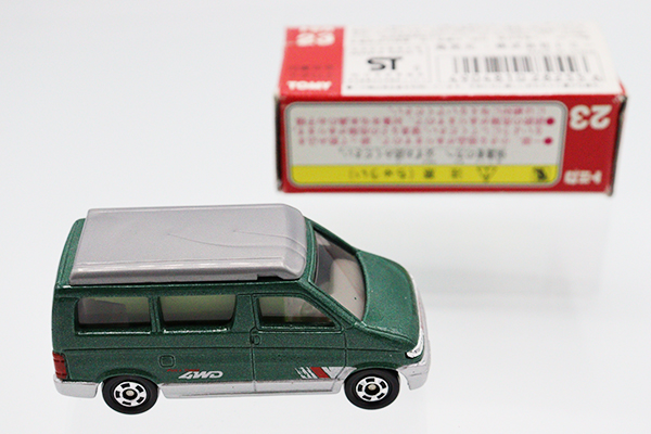 トミカ　赤箱