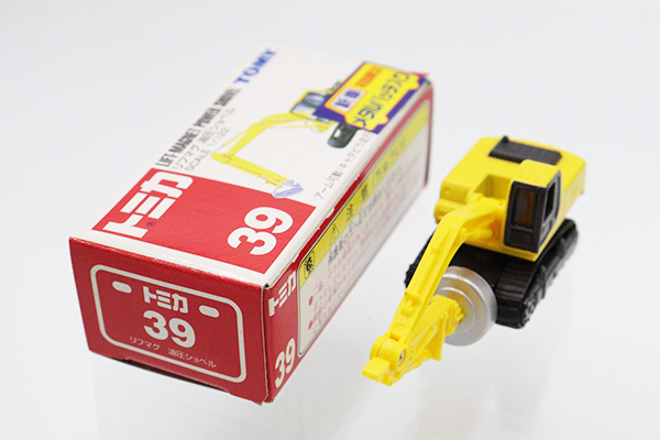 ミニカーショップ ケンボックス トミカ 赤箱☆39☆リフマグ 油圧