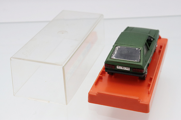 Schuco ぬいぐるみとミニカーセット Schuco ぬいぐるみとミニカーセット 2025年最新】Schuco ぬいぐるみの