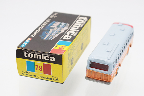 トミカ　黒箱
