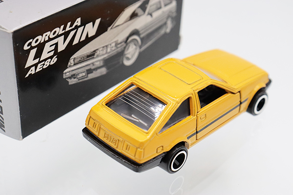 トミカ特注（日本製）　トヨタカローラレビンAE86(ADVAN) アド特注 トミカ特注（日本製） トヨタカローラレビンAE86(ADVAN) アド