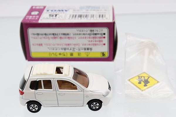 ミニカーショップ ケンボックス トミカ イオン特注マツダデミオ 標識