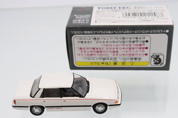 トミカ　TLV　ネオ
