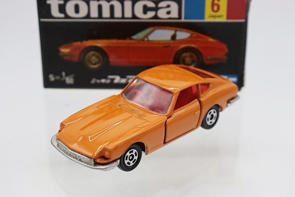 復刻トミカ