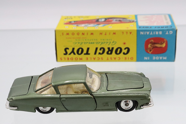 美品　CORGI TOYS  GHIA L.6.4 Corgi Toys 241 Ghia L.6.4 - Diecast