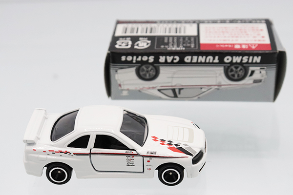 ミニカーショップ ケンボックス ディーラー特注日産スカイライン GT-R