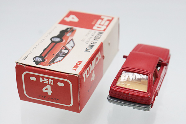 トミカ、マツダ・ファミリア ミニカーショップ ケンボックス トミカ 赤箱(日本製)☆4☆マツダ