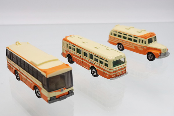 ミニカー　路線バス　トミカ トミカ 路線バスセット、新品 - メルカリ