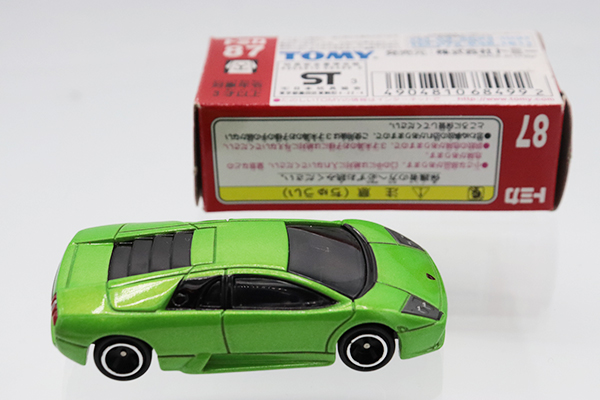 トミカ　赤箱