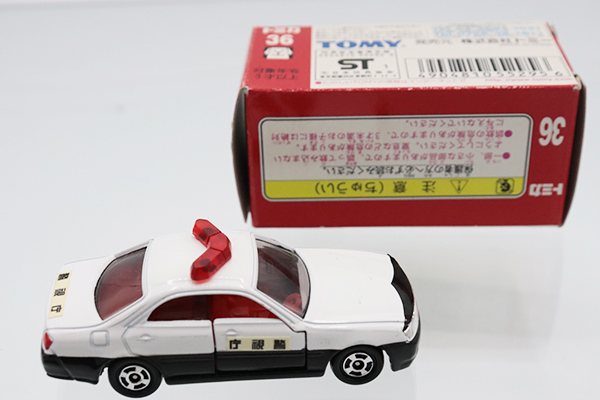 ミニカーショップ ケンボックス トミカ 赤箱☆36☆トヨタマジェスタ