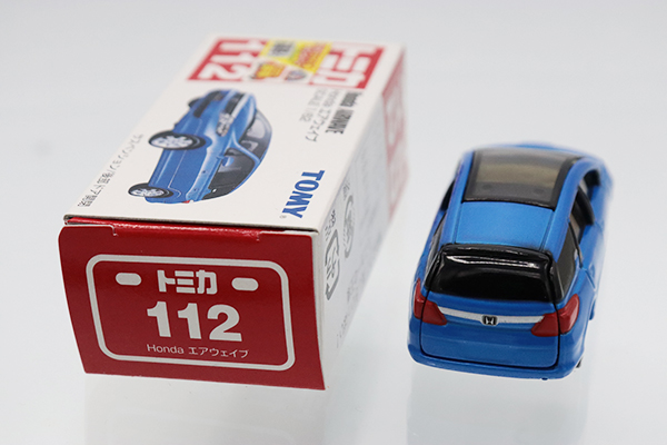 トミカ　赤箱