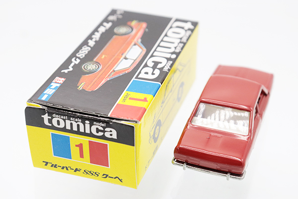 復刻トミカ