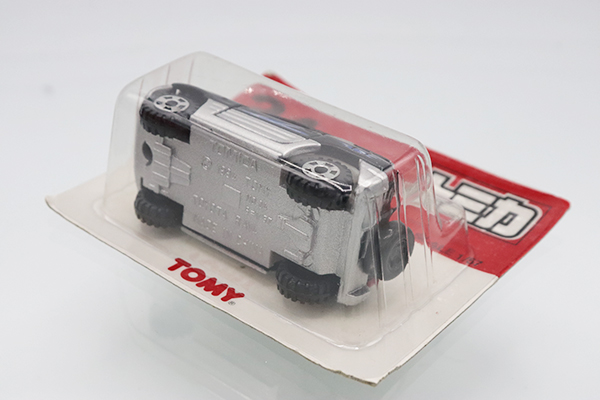 ミニカーショップ ケンボックス トミカ 赤箱☆24☆トヨタRAV4