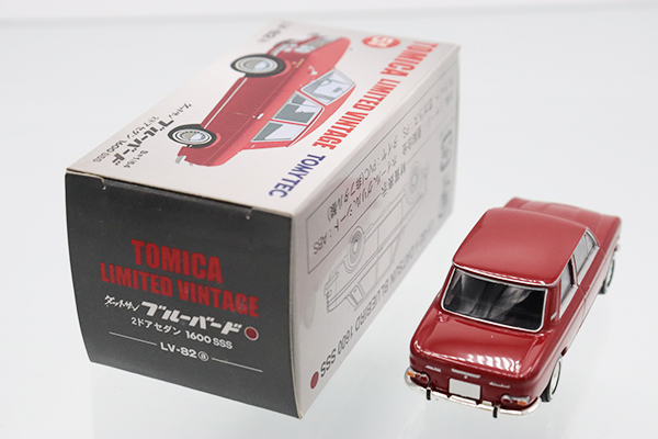 TOMICA トミカ ダットサン トラック 赤色 香港製 - メルカリ